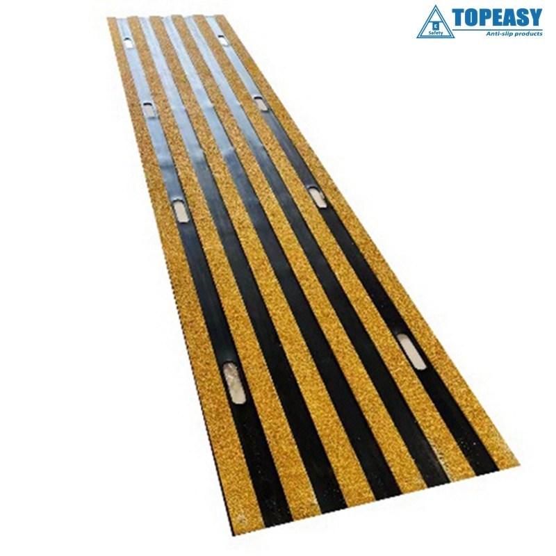 Heavy duty anti-slip roll up safety mat provides safe walking and ...
